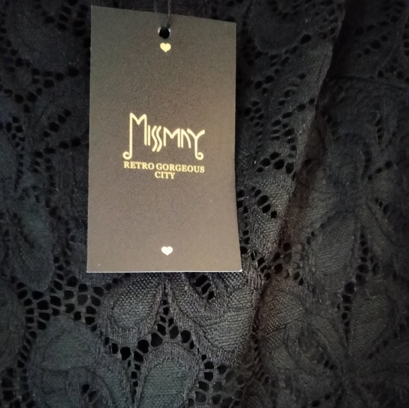 Black Sleeved Midi Dress - Picture 3 of 4